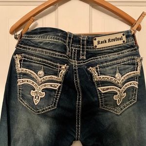Rock a Revival Straight Leg Jeans